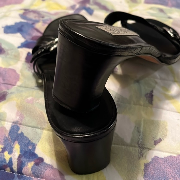 Brighton “Tatum” - Picture 2 of 3